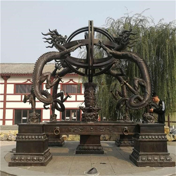 渾天儀銅雕像.jpg